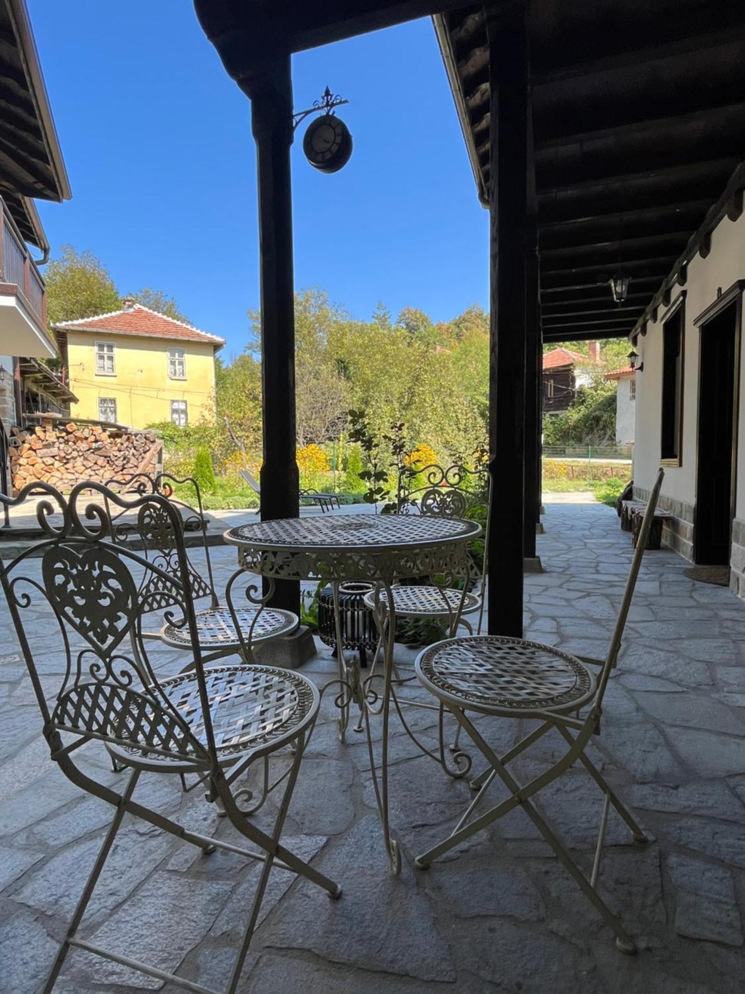 Verta House Trjawna Exterior foto