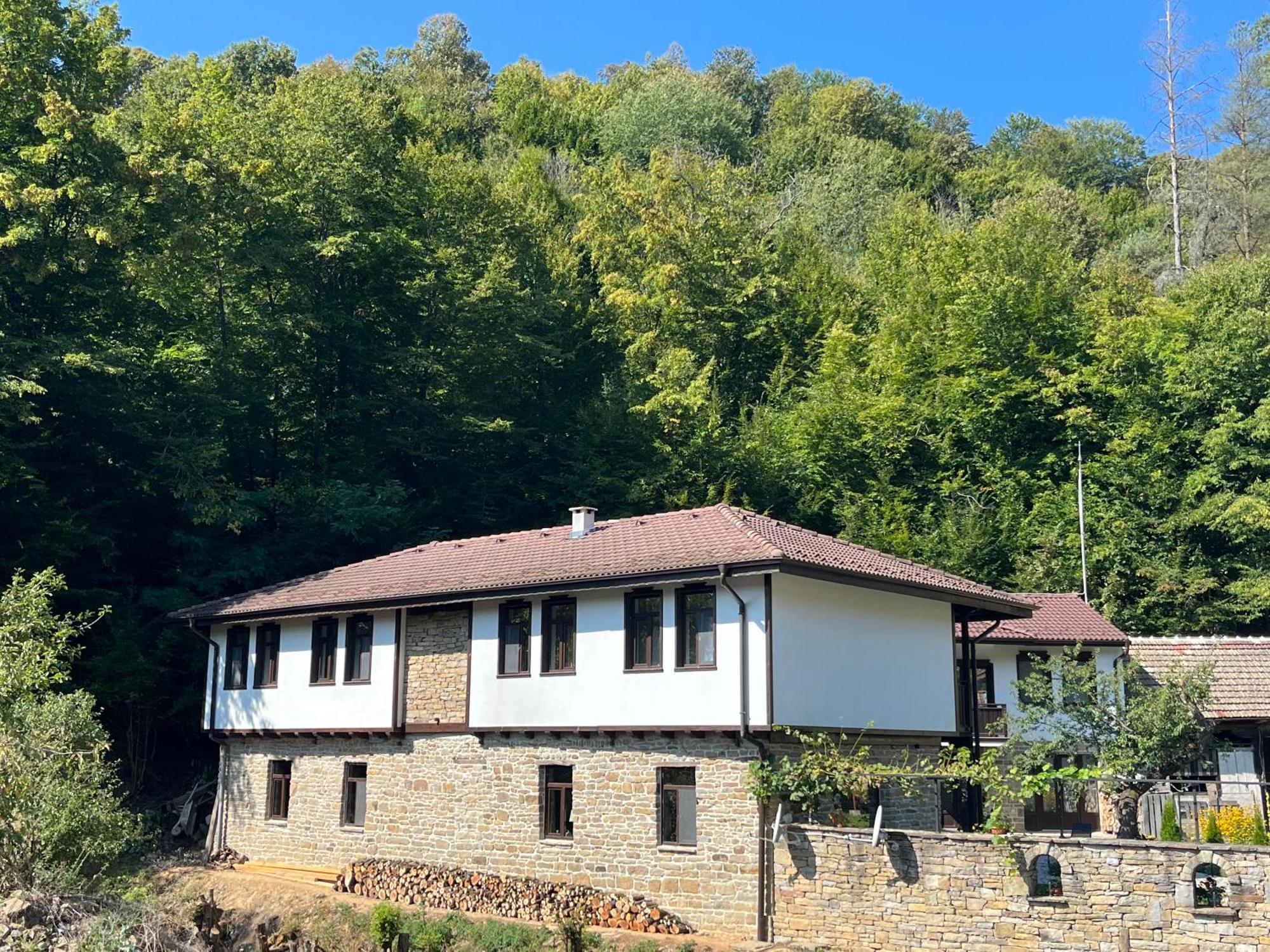 Verta House Trjawna Exterior foto